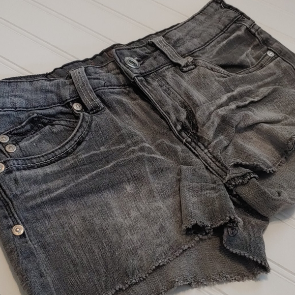 Ultra Love gray wash shorts - Picture 2 of 4